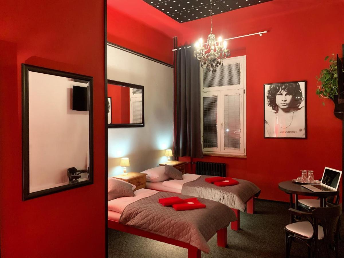 Hotel Cade Pisek  Bagian luar foto